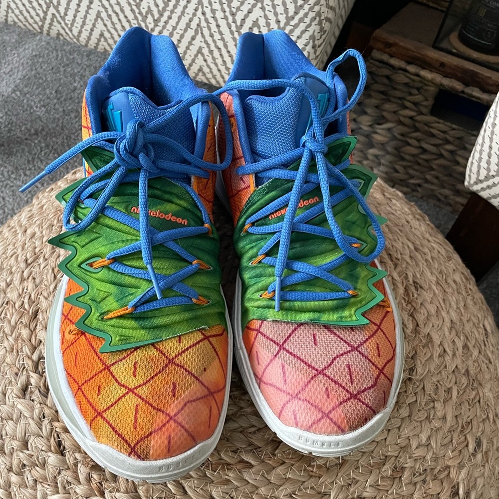 Nike Mens Sponge Bob SquarePants Sneakers - Orange and Green